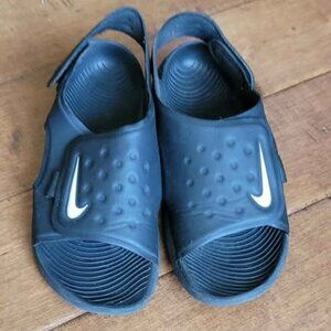 Nike Sunray Sandals